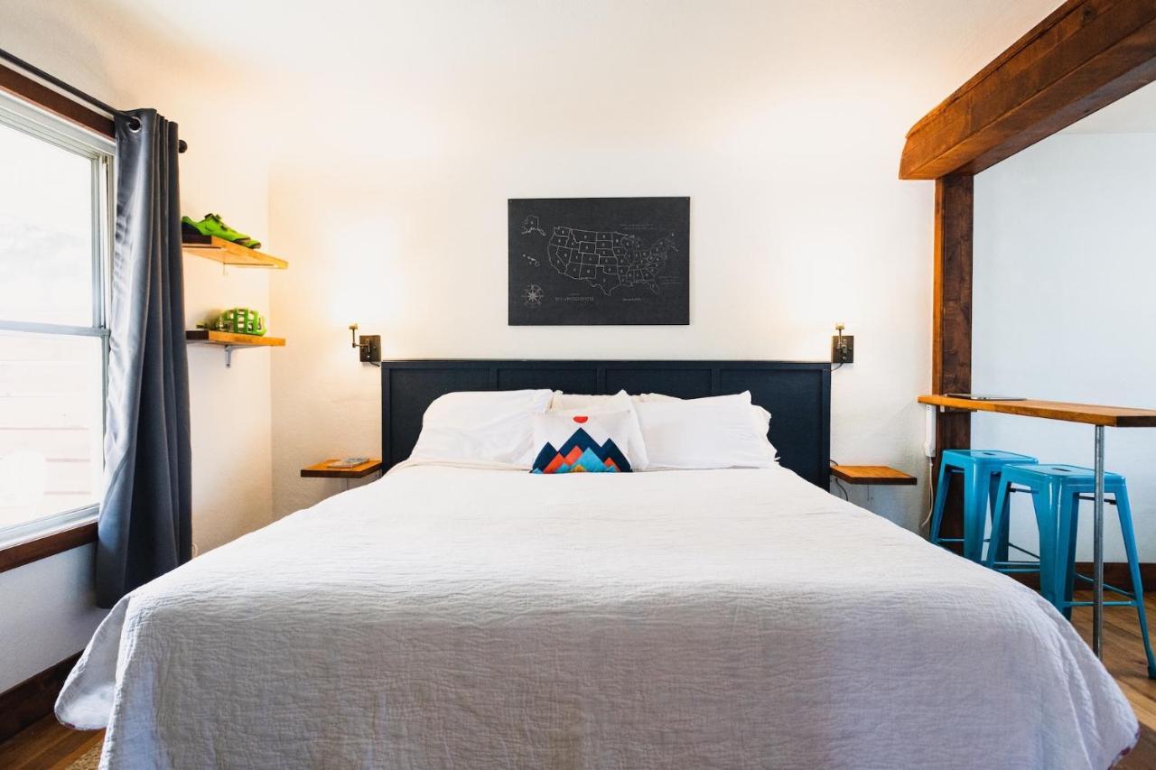 Left Coast Lodge - Pet Friendly Sisters Luaran gambar