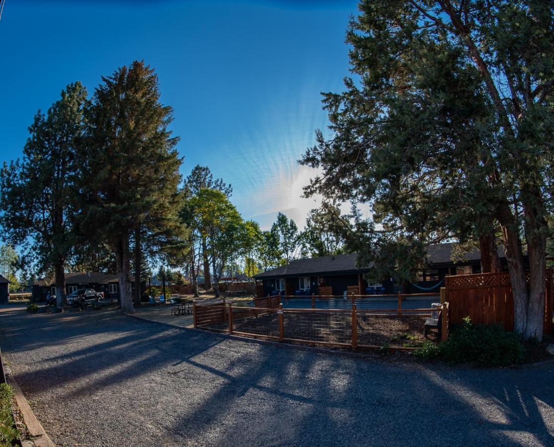 Left Coast Lodge - Pet Friendly Sisters Luaran gambar